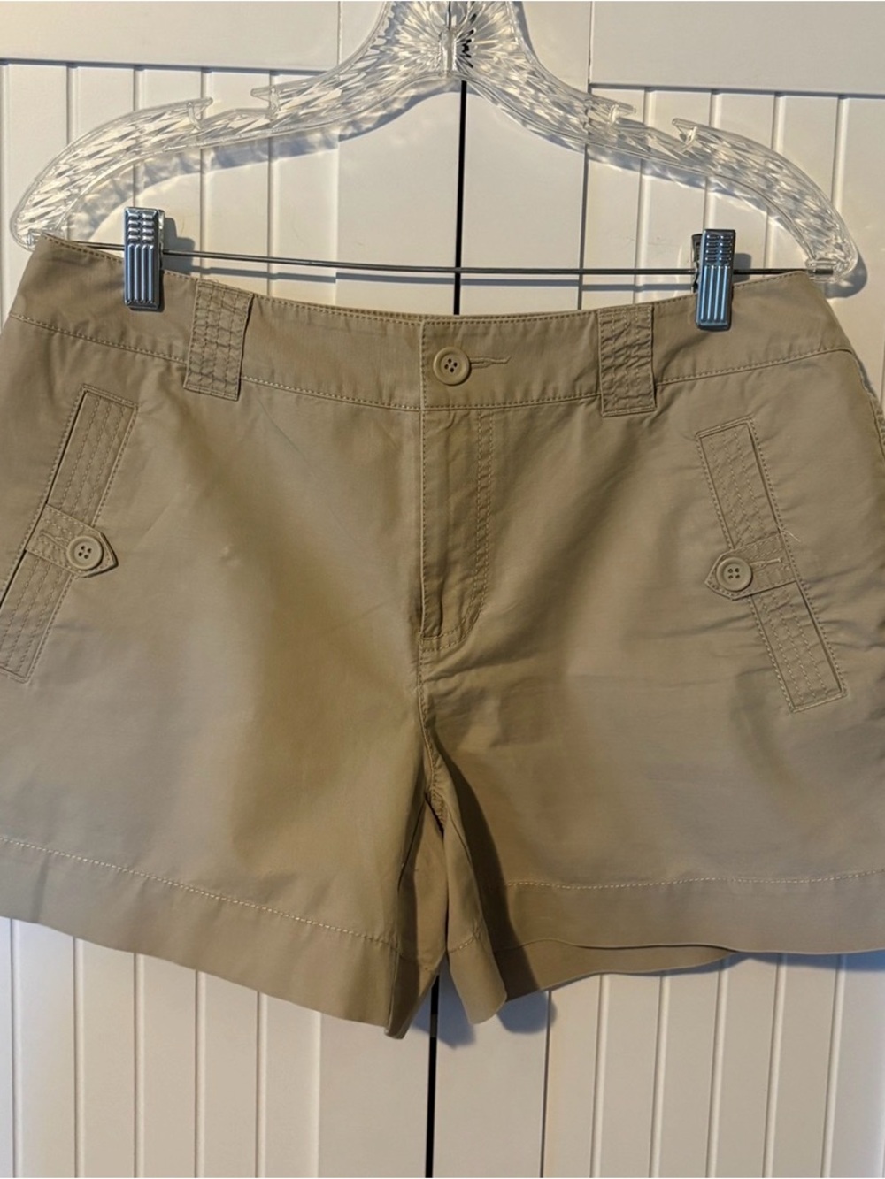 Liz Wear Tan Shorts with Button-Trim Pockets